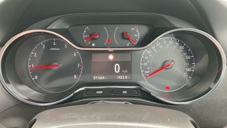 Vauxhall Crossland 1.5 Turbo D [120] Ultimate 5dr Auto Diesel Hatchback